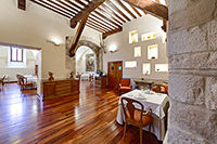 Comedor-2-hotel-convento-las-claras