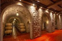 Sala-crianza-2-bodegas-riojanas-la-rioja